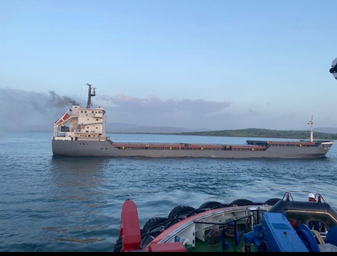 Çanakkale Boğazı'nda gemi yangını:1 yaralı