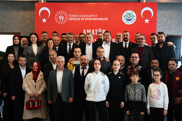 Gençlik ve Spor Bakanı Osman Aşkın Bak amatör sporcularla bir araya geldi: